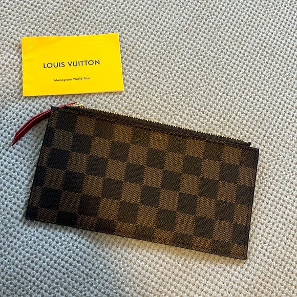 authentic Louis Vuitton small pouch - Picture 1 of 4